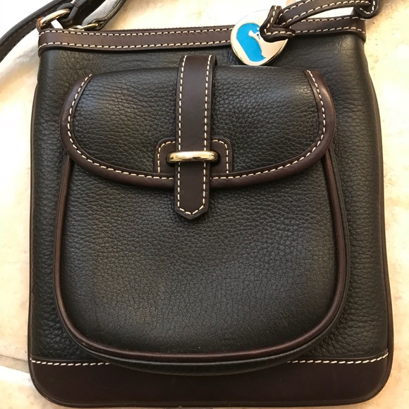 Dooney and Bourke crossbody bag - Picture 2 of 4